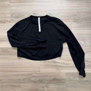 Lululemon Women’s cropped Top long sleeve